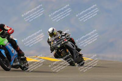 media/Sep-11-2022-SoCal Trackdays (Sun) [[81b7e951af]]/Turn 9 (930am)/